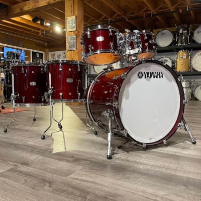 Yamaha Absolute Hybrid Maple 5pc Drum Set Classic Walnut