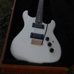 Kramer USA Pacer Guitar Minty 100% Original White/Gold OHSC 1982 Collector Grade image 17