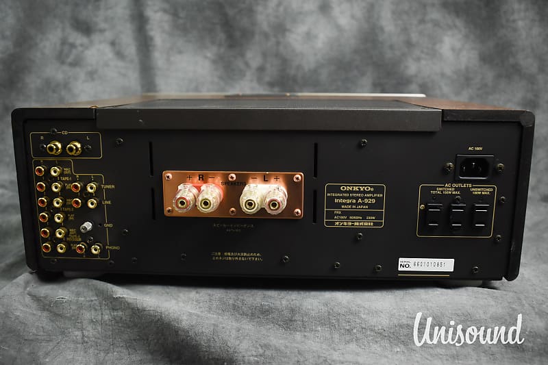 Onkyo Integra A-929 Integrated Stereo Amplifier in Excellent