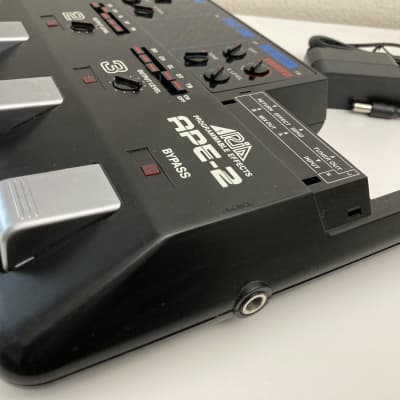 The Aria APE-2 – The First Guitar Multi-FX? | Planet Botch