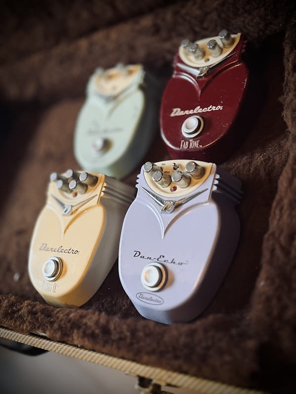 Danelectro Cool Cat Chorus