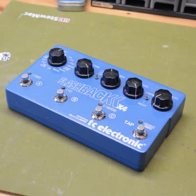 TC Electronic Flashback X4 Delay & Looper 2011 - 2019 - Blue for sale