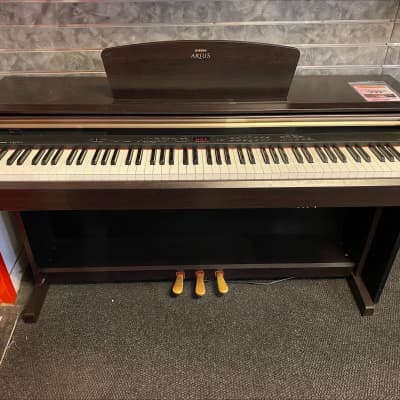 Yamaha YDP-181 Arius Digital Upright Piano Piano (New York, NY) image 1