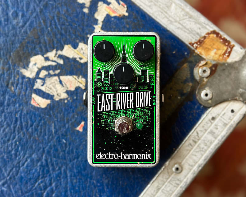 Electro-Harmonix East River Drive