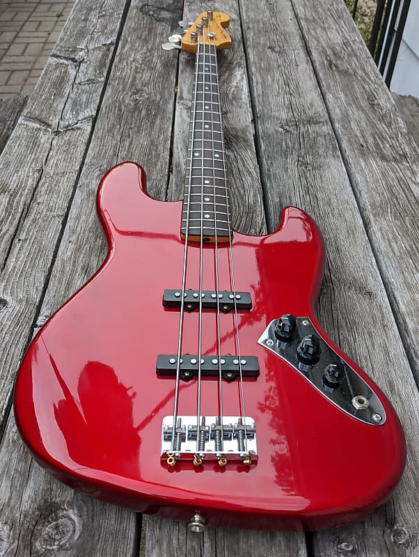 1986 Tokai JB-45 Jazz Bass Special Edition candy apple red - Made in Japan