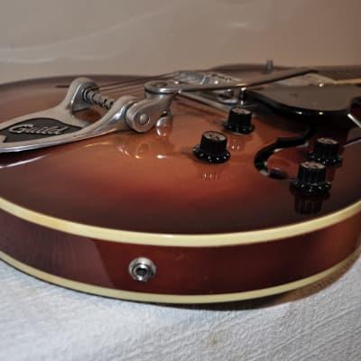 1963 Guild DE-400 Duane Eddy Standard electric model guitar. image 6
