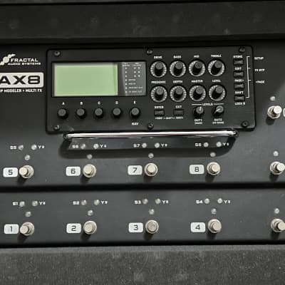 Fractal Audio AX8 Amp Modeler/Multi-FX Processor