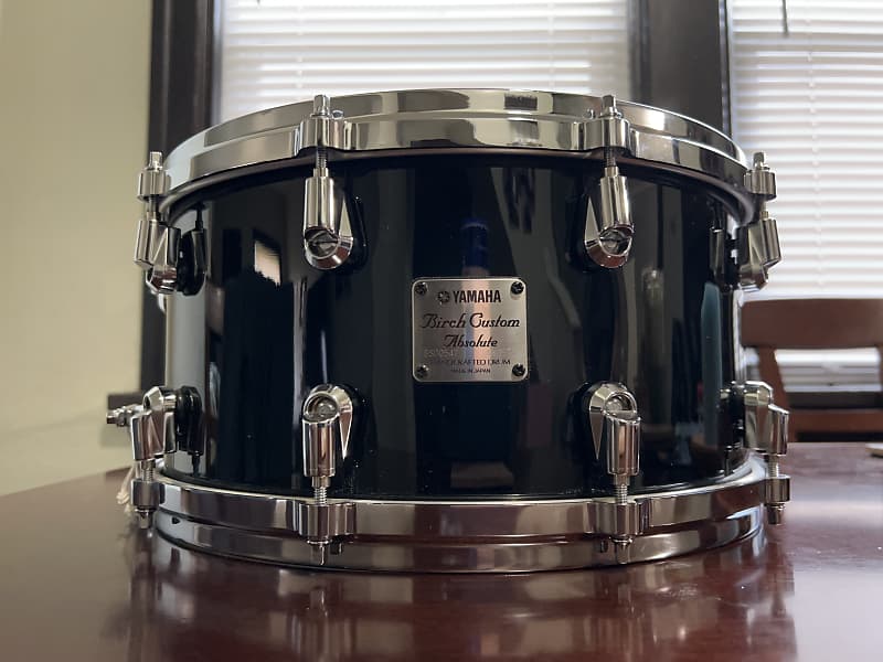 Yamaha Birch Custom Absolute Snare 7 x 14 - Black