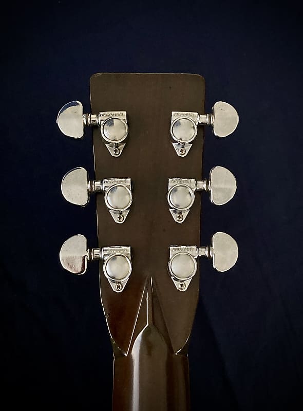 Tokai Cat's Eyes CE-600 Snowflake Inlay PreWar D-45style