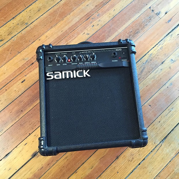 Samick deals guitar amp