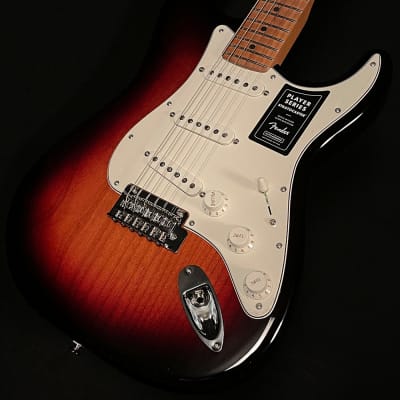 Fender Limited Deluxe Player Stratocaster image 3
