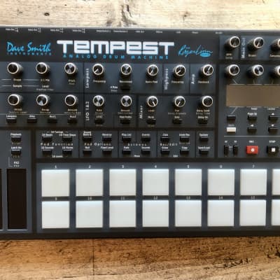 Dave Smith Instruments Tempest 6-Voice Drum Machine 2011 - 2018 - Black with Wood Sides
