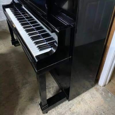Kawai 52" professional Upright piano