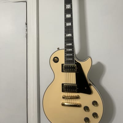ギター Epiphone Les Paul Custom Blackback PRO Epiphone Les Paul Custom Blackback Pro Antique White 2021