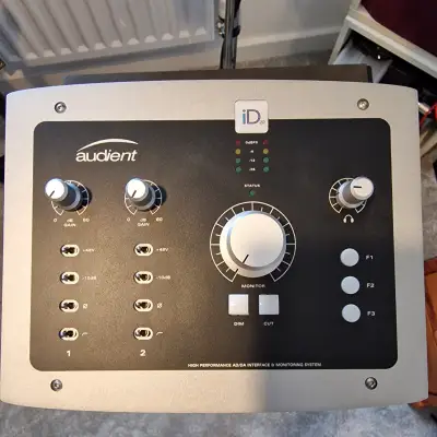 Audient iD22 Desktop USB Audio Interface | Reverb UK