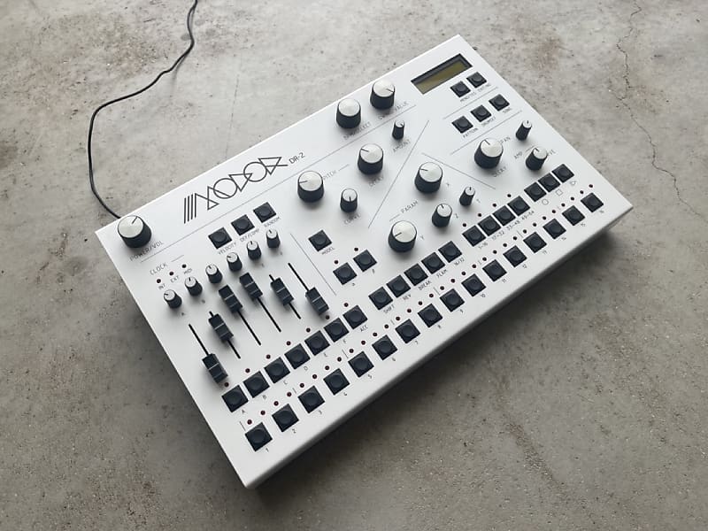 Modor DR2 2023 White steel Reverb