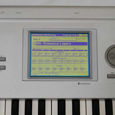 KORG Triton 61 image 4