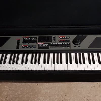Kurzweil pc1x  vintage fully weighted keys, midi, piano & synth