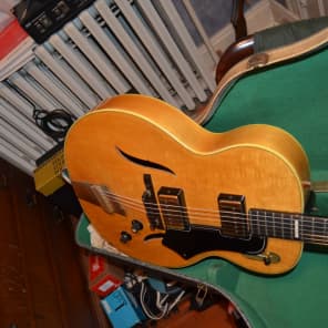 1950's supro electric guitar,   model? image 15