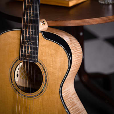 Cort Gold-Passion Natural Glossy w/Case (B Stock) image 7