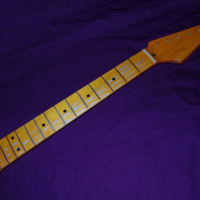 21 Fret 7.25 Radius V Relic Stratocaster Allparts Fender Licensed Maple neck image 2