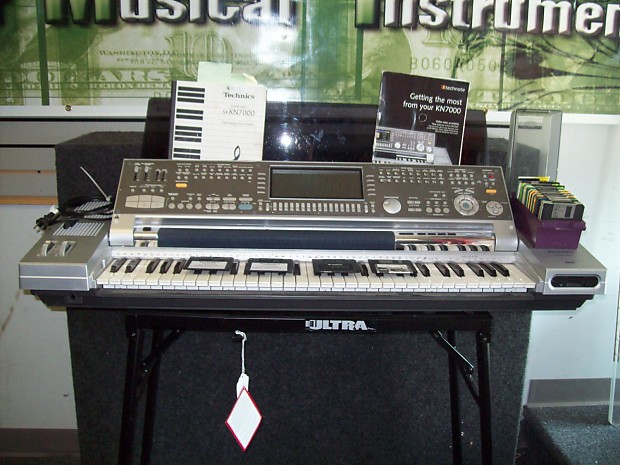 Dj keyboard kn7000 top