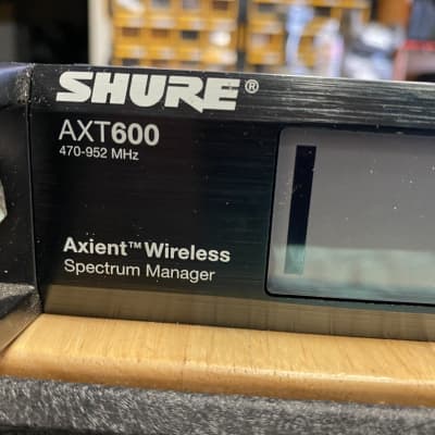 Shure AXIENT AXT600 Spectrum manager (470-952) image 2