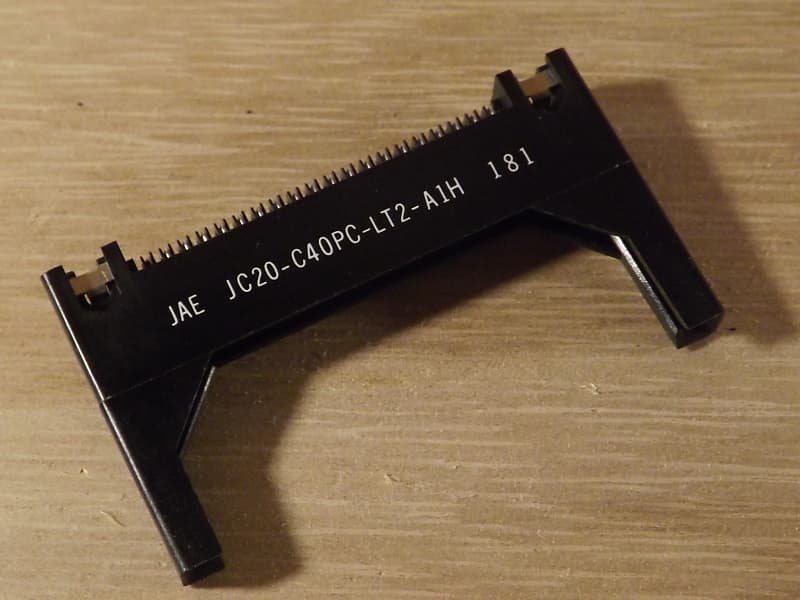 Roland JV-1080 PCM card connector JC20-C40PC-LT2-A1H / 13429345 image 1