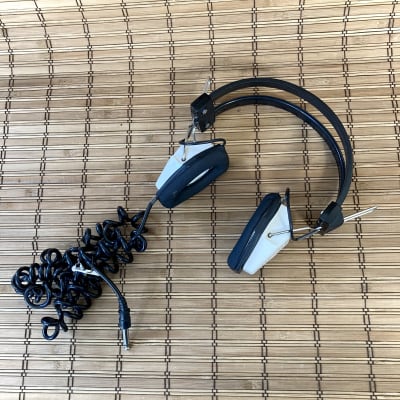 General Educator Headphones • Mono • 600 ohm • 70s image 4
