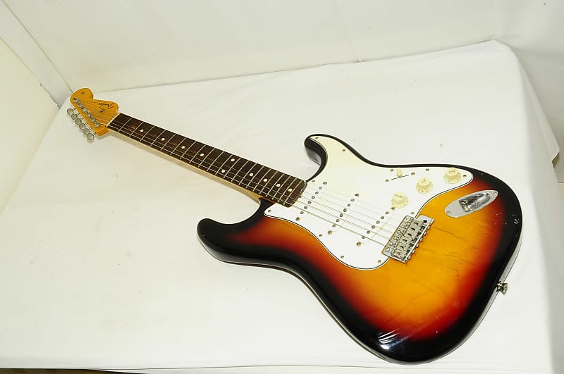 Fender Japan Stratocaster BOSS ME-30付き Fender Japan Stratocaster
