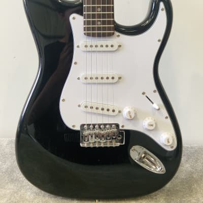 Aria Pro II：FA-800 | Reverb