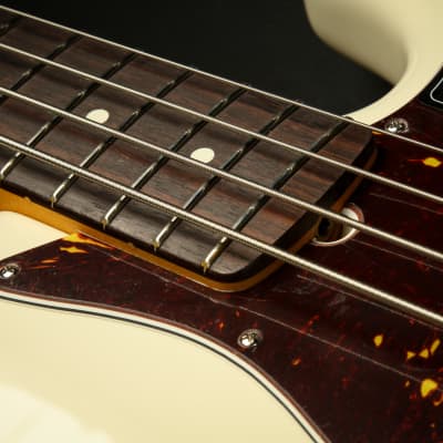 Fender American Professional II Jazz Bass, Rosewood Fingerboard - Olympic White image 14