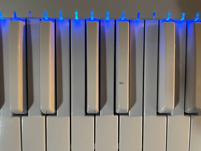 Native Instruments Komplete Kontrol S61 Mk2 25th Anniversary