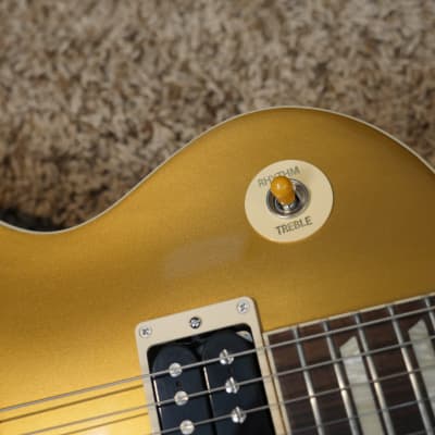 Video! LEAKED 2020 Gibson Slash 50s Les Paul Standard Darkback Goldtop "Prototype" image 11
