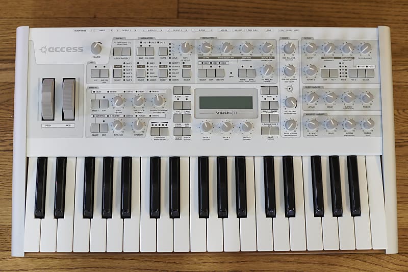 access virus ti2 desktop 美品　4月中まで access virus ti2 desktop 美品4月中まで