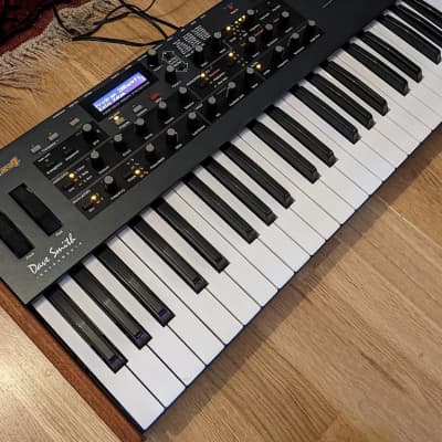 Dave Smith Instruments Mopho x4 Polyphonic Synthesizer image 2