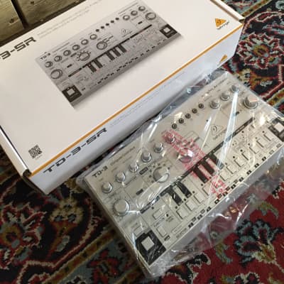 Behringer TD-3 Analog Bass Line Synthesizer 2019 - Present Silver image 3