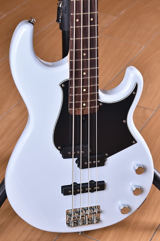 ベース BB434 Ice Blue YAMAHA BB434 Ice Blue エレキベース ヤマハ BB400 Series【島村