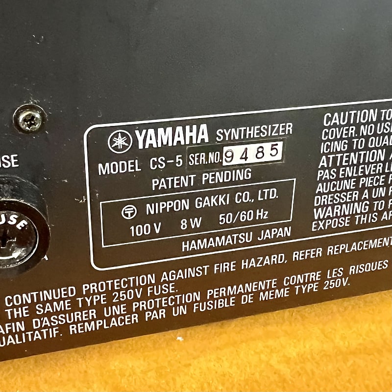 Yamaha CS 5 analog synthesizer 1970 s Noir original vintage MIJ