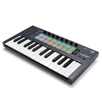 USED Novation FLkey Mini - MIDI Keyboard - 25 Key