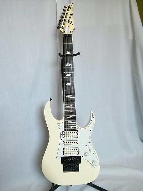 Ibanez Universe UV7PWH 1991 White