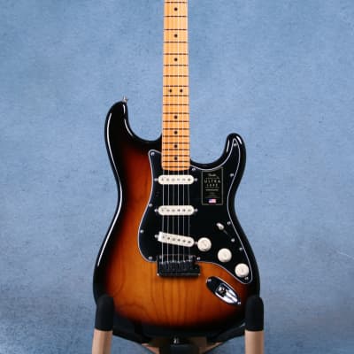 Fender Ultra Luxe Stratocaster Maple Fingerboard - 2-Color Sunburst - US210040909 - 2-Color Sunburst image 2