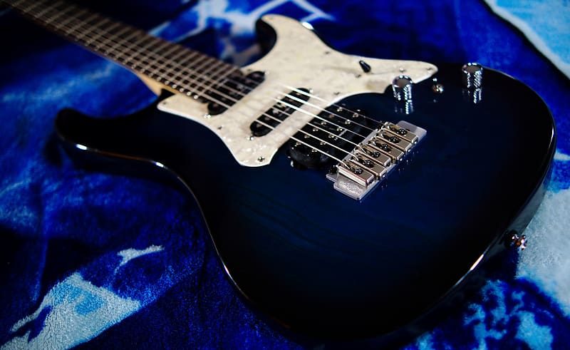 Levinson Blade California Standard 1998 Stratocaster - in a