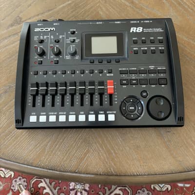 Zoom R8 Recorder: Interface: Controller: Sampler 2010s - | Reverb