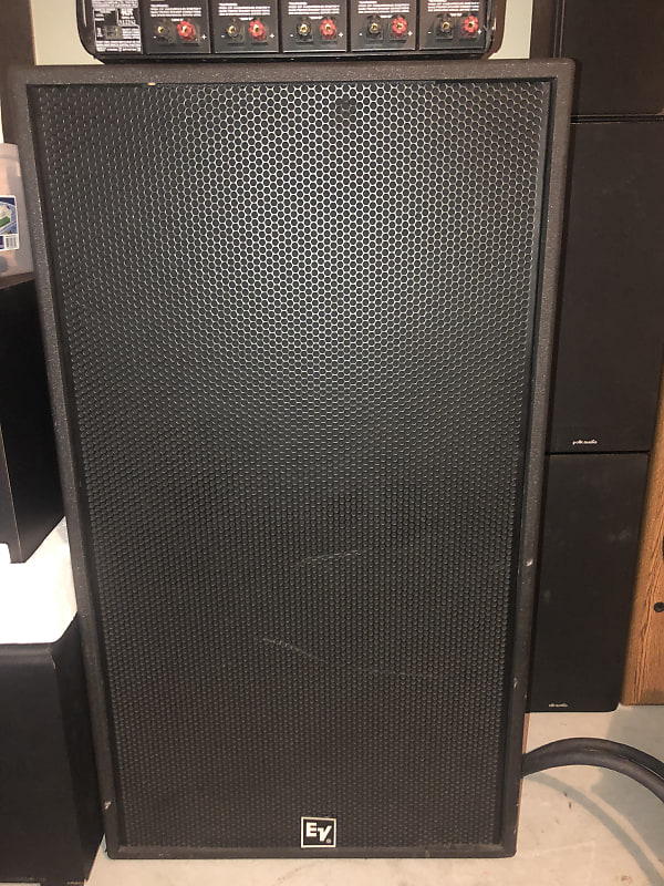 ElectroVoice QRx 218 S 2x18” Reverb