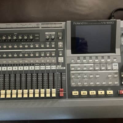 Beautiful Vintage Roland VM-3100 Pro Digital Mixer 24 Bit