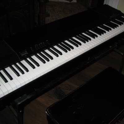 Yamaha PG85 Digital Piano with Stand + Bench, 88-weighted keys image 2