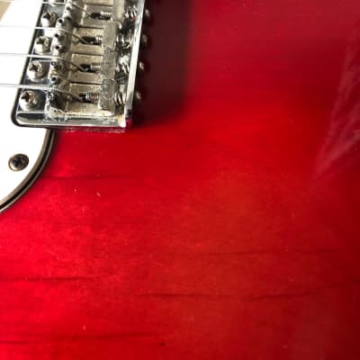 Fender Highway One Stratocaster 2002 Crimson Red Transparent image 5