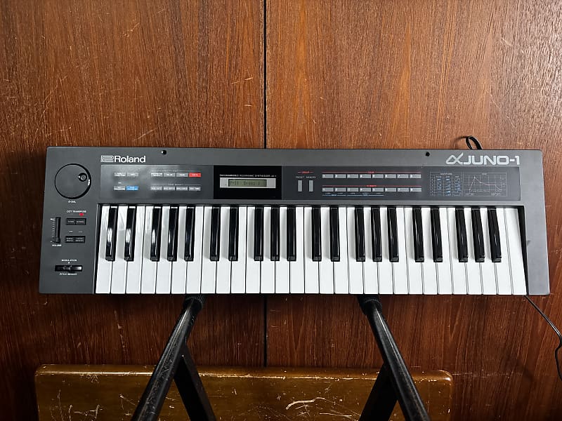 Roland Alpha Juno 1 Programmable Polyphonic Synthesizer 49 keys Keyboard New battery w/ bag image 1