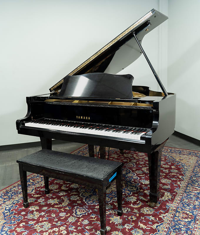 2011 Yamaha G2 Grand Piano | Polished Ebony | SN: J2890788